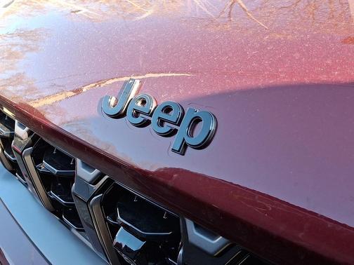 Velvet Red Pearlcoat 2026 Jeep Grand Cherokee Limited