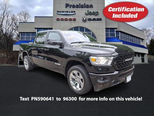 Diamond Black Crystal Pearlcoat 2023 RAM 1500 Big Horn/Lone Star