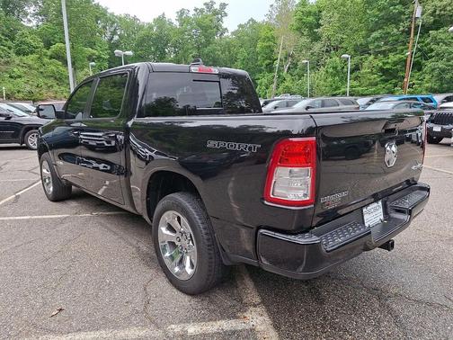 Diamond Black Crystal Pearlcoat 2023 RAM 1500 Big Horn/Lone Star