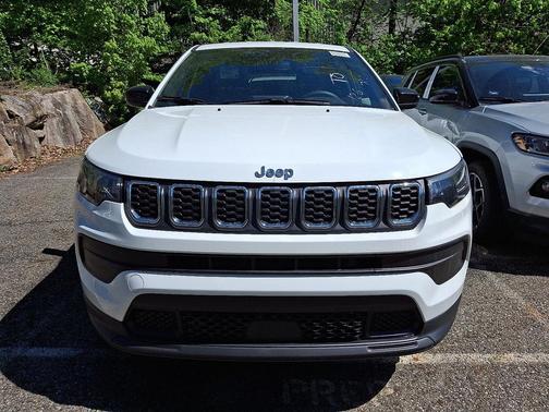 Bright White Clearcoat 2025 Jeep Compass Sport