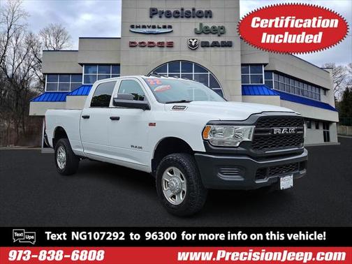 2022 RAM 2500 Tradesman Crew Cab 4x4 6'4' Box
