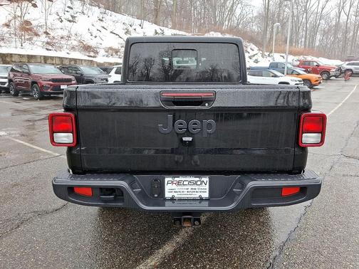 2022 Jeep Gladiator Willys 4x4