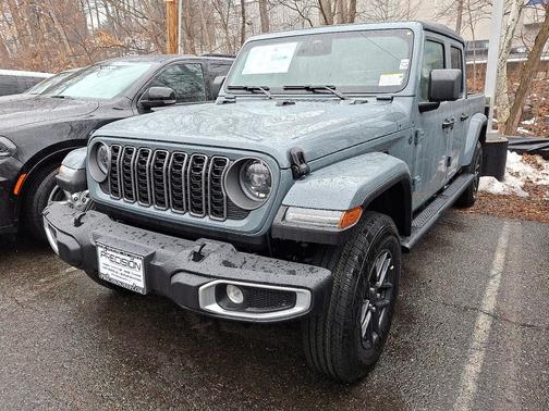 2026 Jeep Gladiator Sport S