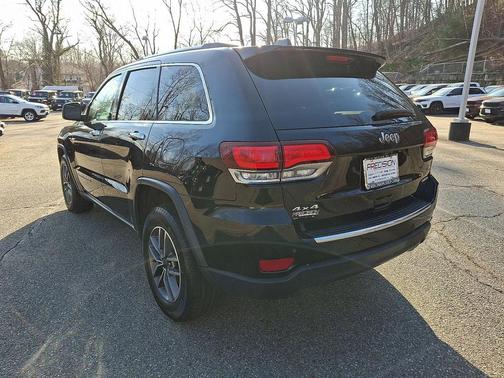 Diamond Black Crystal Pearlcoat 2020 Jeep Grand Cherokee Limited