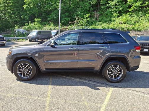 Granite Crystal Metallic Clearcoat 2021 Jeep Grand Cherokee Limited