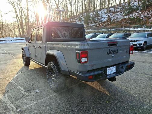 2023 Jeep Gladiator Willys 4x4
