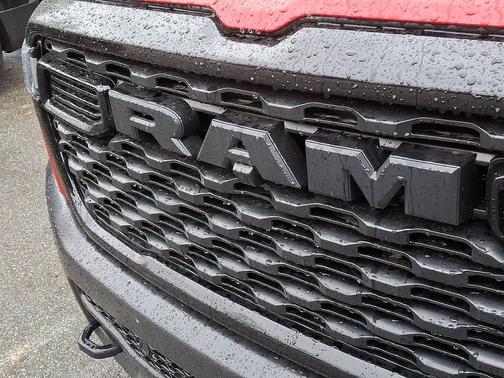 Molten Red Pearlcoat 2026 RAM 1500 Warlock Crew Cab 4x4 5'7' Box