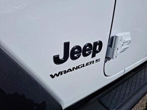 Bright White Clearcoat 2026 Jeep Wrangler Sport S