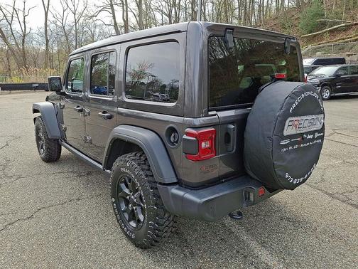 Granite Crystal Metallic Clearcoat 2022 Jeep Wrangler Willys