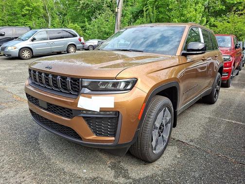 Copper Shino Metallic Clearcoat 2026 Jeep Grand Cherokee Limited