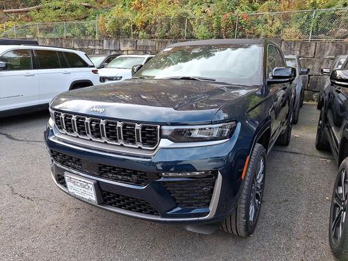 Fathom Blue Pearlcoat 2027 Jeep Grand Cherokee Summit