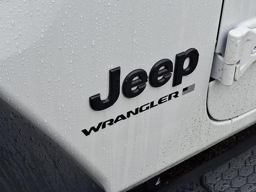 Bright White Clearcoat 2026 Jeep Wrangler Sport S