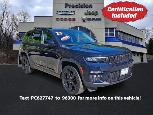 Midnight 2023 Jeep Grand Cherokee Limited