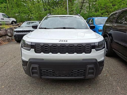 Bright White Clearcoat 2026 Jeep Cherokee Limited