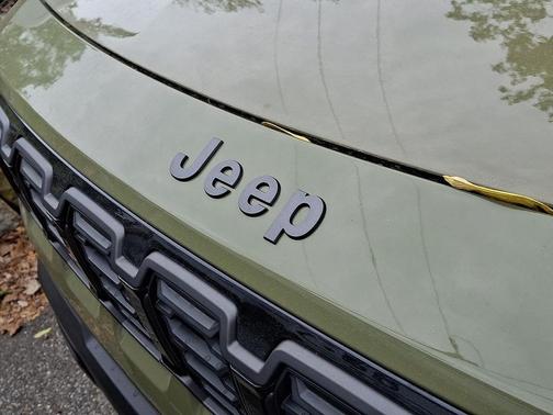 '41 2026 Jeep Cherokee Laredo 4x4