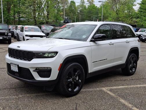 Bright White Clearcoat 2023 Jeep Grand Cherokee Limited