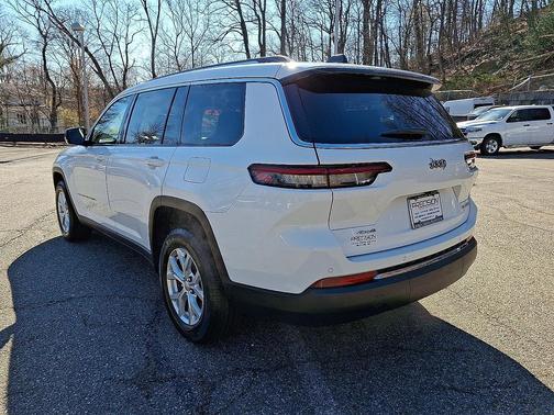 Bright White Clearcoat 2023 Jeep Grand Cherokee L Limited