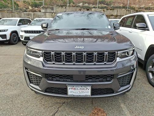 Baltic Gray Metallic Clearcoat 2026 Jeep Grand Cherokee Limited