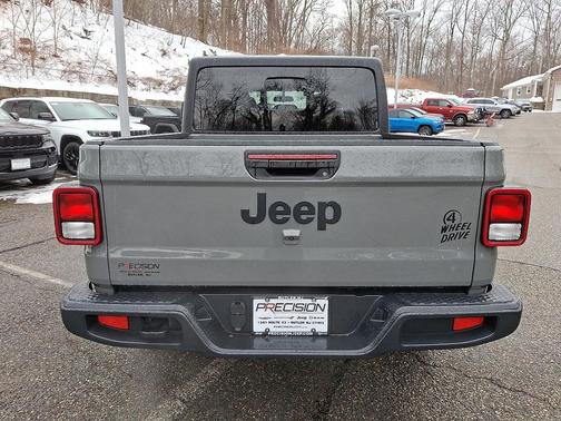 2023 Jeep Gladiator Willys 4x4