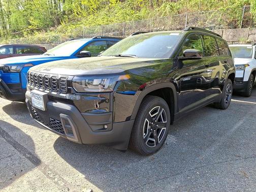 Diamond Black Crystal Pearlcoat 2026 Jeep Cherokee Limited