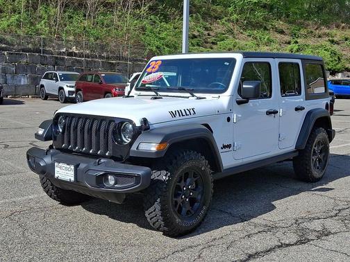 Bright White Clearcoat 2023 Jeep Wrangler Willys