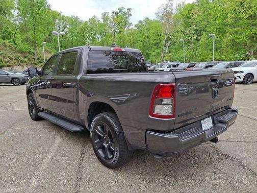 Granite Crystal Metallic Clearcoat 2022 RAM 1500 Big Horn/Lone Star