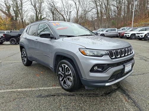 Silver Zynith Metallic Clearcoat 2024 Jeep Compass Limited