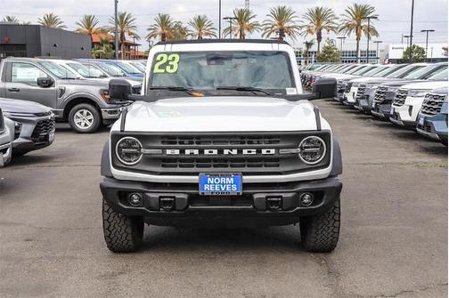 2023 Ford Bronco BLACK DIAMOND