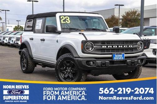 2023 Ford Bronco BLACK DIAMOND