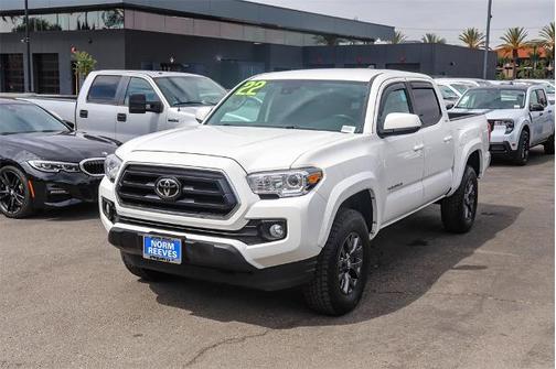 2022 Toyota Tacoma SR5