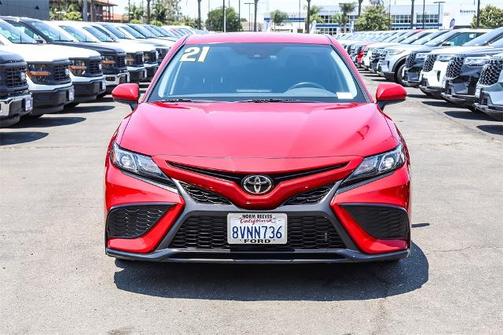 2021 Toyota Camry SE