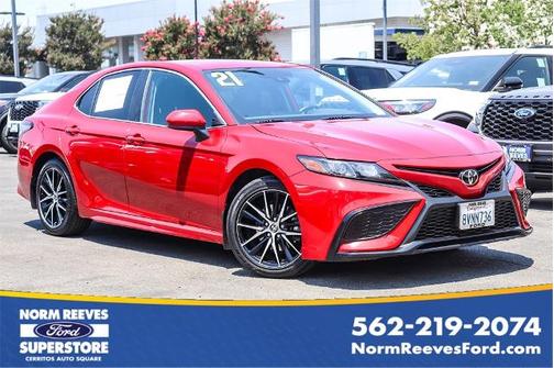 2021 Toyota Camry SE