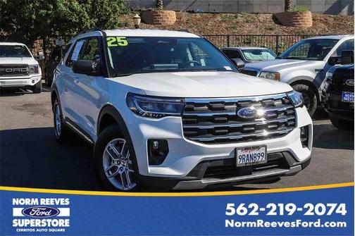 2025 Ford Explorer ACTIVE