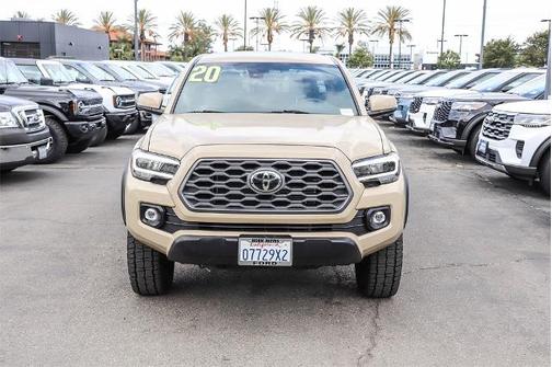 2020 Toyota Tacoma TRD SPORT