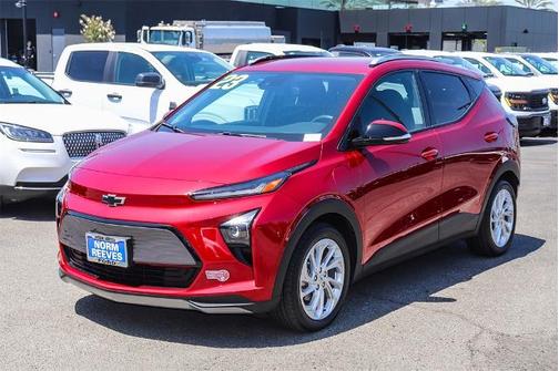 2023 Chevrolet Bolt EUV LT