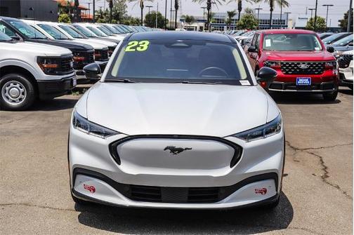 2023 Ford Mustang Mach-E PREMIUM