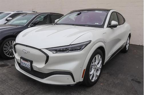 2022 Ford Mustang Mach-E PREMIUM