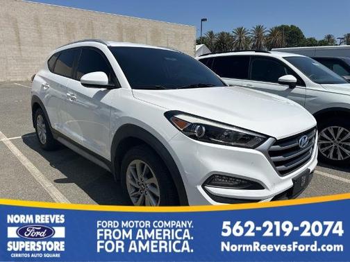 2017 Hyundai TUCSON SE