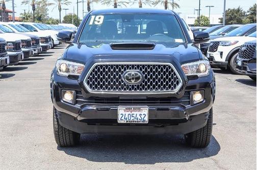 2019 Toyota Tacoma TRD SPORT