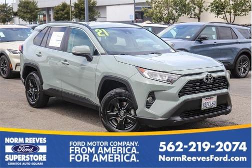 2021 Toyota RAV4 XLE