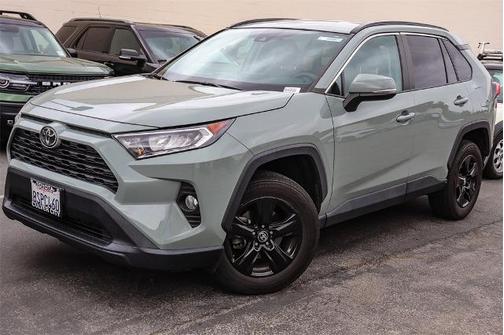 2021 Toyota RAV4 XLE