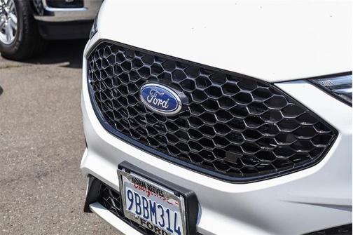 2022 Ford Edge ST LINE