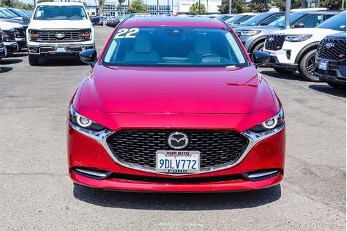 2022 Mazda Mazda3 PREMIUM