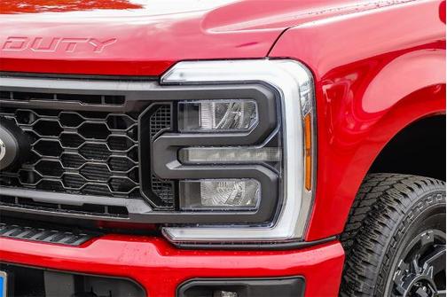 2024 Ford F-350 LARIAT SUPER DUTY