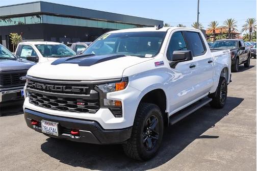2024 Chevrolet Silverado 1500 CUSTOM TRAIL BOSS