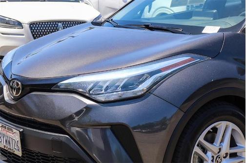 2021 Toyota C-HR LE