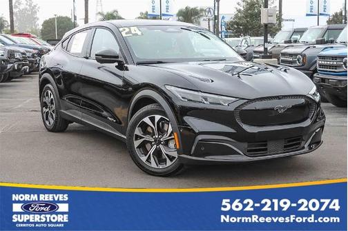 2024 Ford Mustang Mach-E SELECT