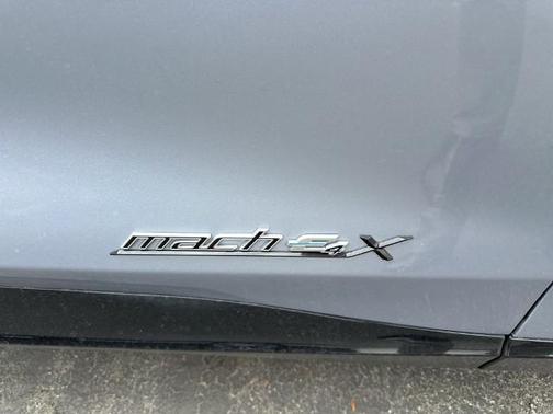 2022 Ford Mustang Mach-E CALIFORNIA ROUTE 1