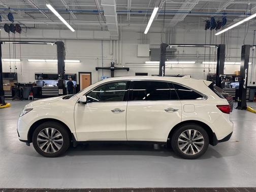 White Diamond Pearl 2016 Acura MDX 3.5L w/Technology & Entertainment Pkgs