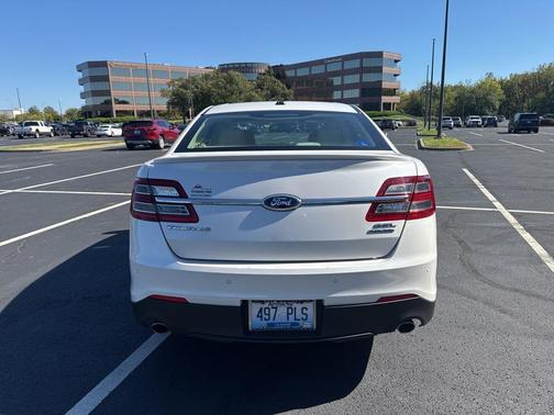 2013 Ford Taurus SEL